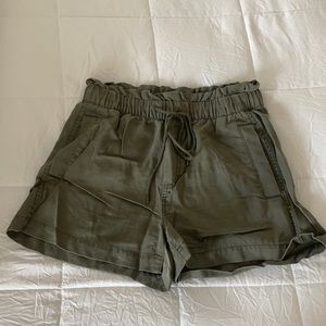 Loft Shorts